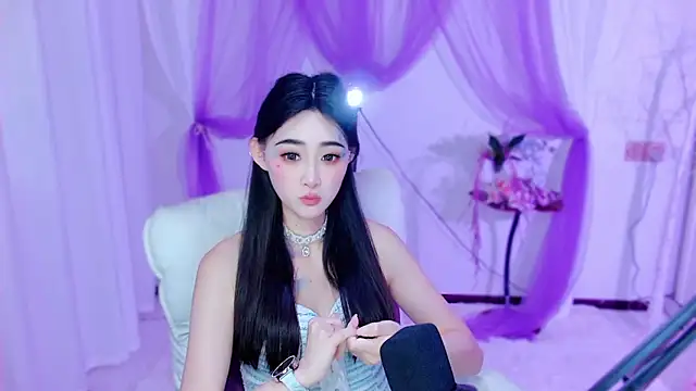 Tili_Lucky webcam