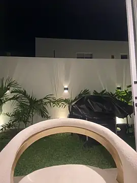 Nikii__ webcam