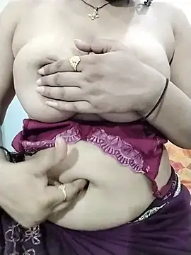 sexyy_nidhii webcam