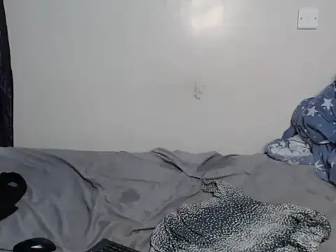 malia_latifa webcam