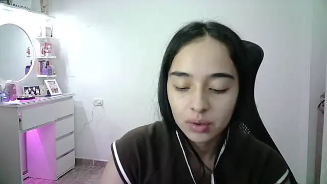 aineangeel webcam