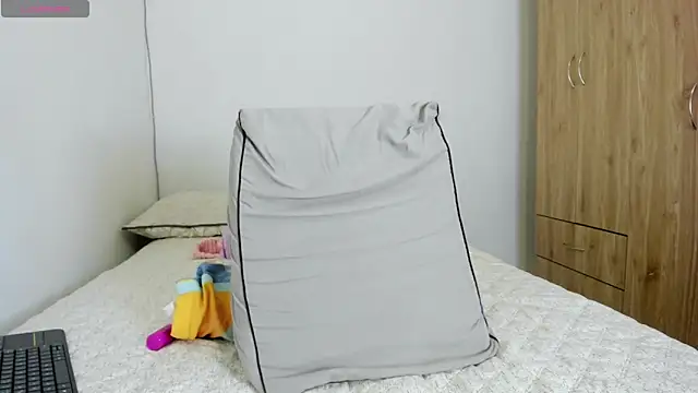 Hannah_Baileyy webcam