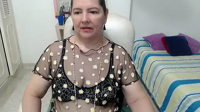 leonela_69 webcam