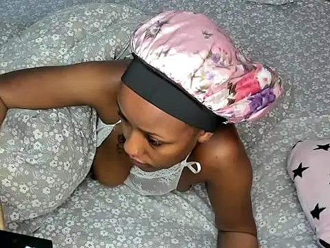 prettyley (F young) - Welcome me daddy with tips🥰