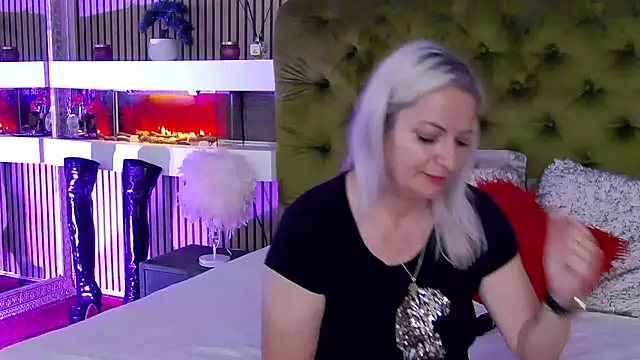 LadyTouch webcam