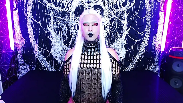 Naomi_satan