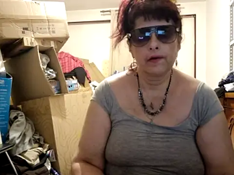 Samantha_Squirt@xh webcam