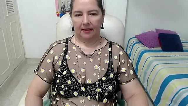 leonela_69 webcam