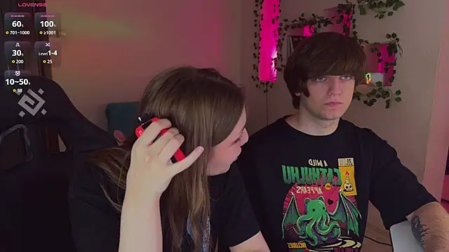 RobertAndLinela webcam