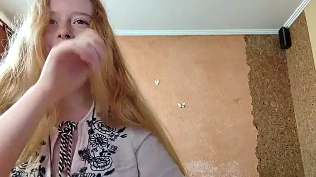 KateVibe_01 webcam