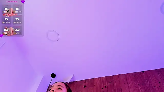 camilaa_smith_ - Camilaa_smith_'s free webcam - UK Sex Cams