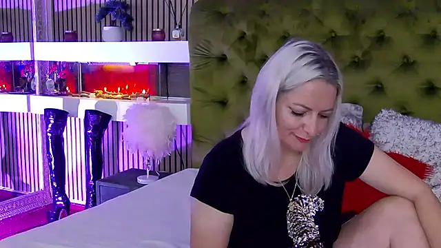 LadyTouch webcam