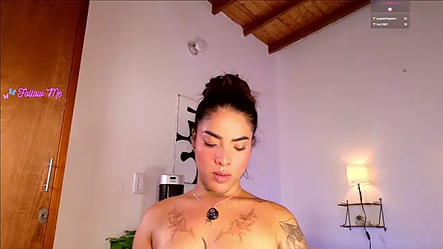 Maryybellax webcam