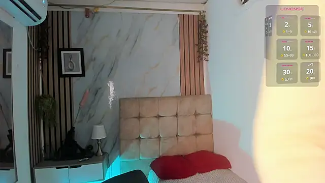 Vanessa_Jenner webcam