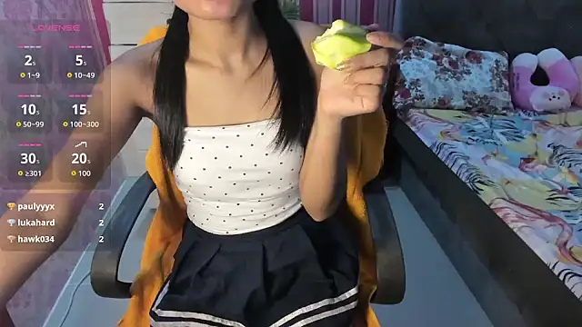 Mica_Jones webcam