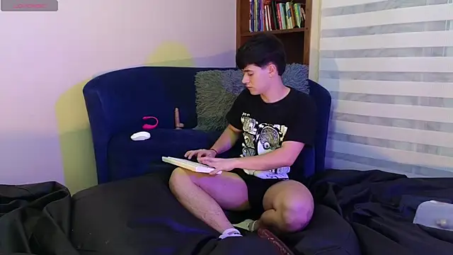 tightncuteass webcam