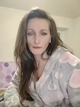 CrazyMaya39 webcam