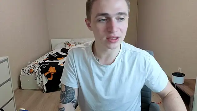 LEO__MILLER webcam