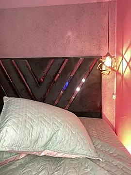 meganvixi_ webcam