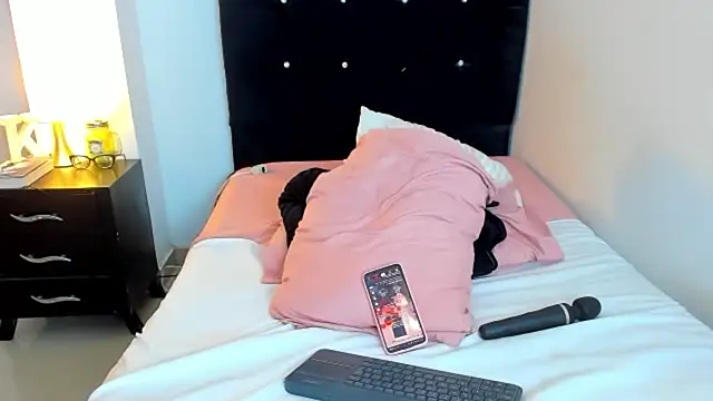kathyajhonss webcam