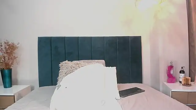 LyraVendrell webcam