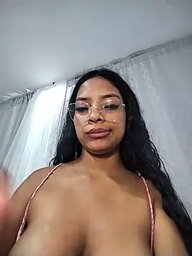 katalina_santana_ (F young) - Show your tits