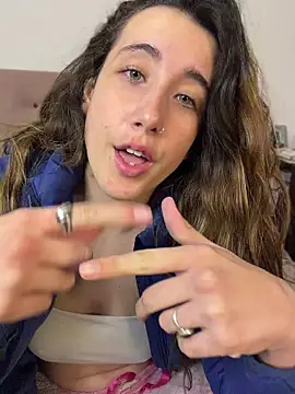 AlissonDavenport webcam