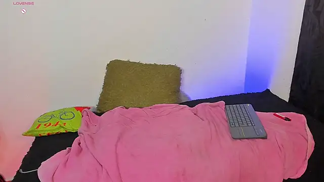 _IanLark webcam