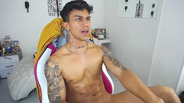 Leonard_Price webcam