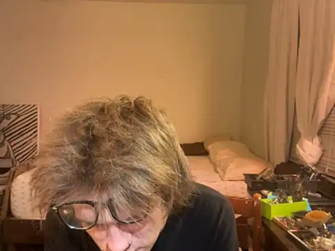 XanderOzzz webcam