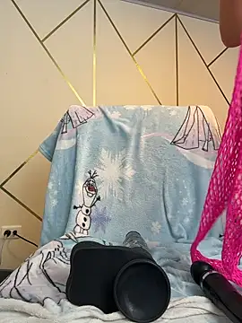 SQUIRTINGQUEEN11 webcam
