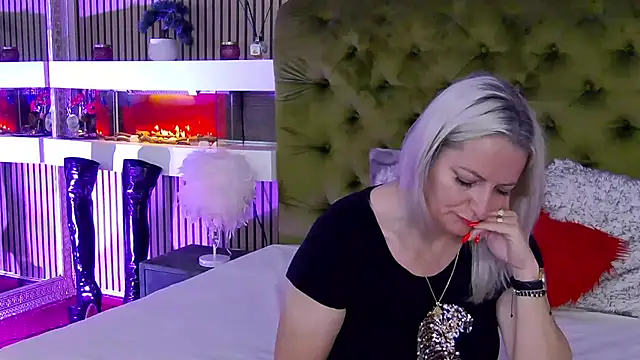 LadyTouch webcam