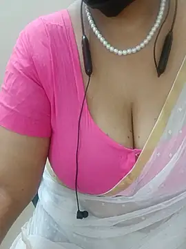 Tamil_aishu09 webcam