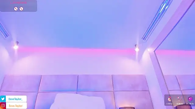 Eevee_Taylor webcam
