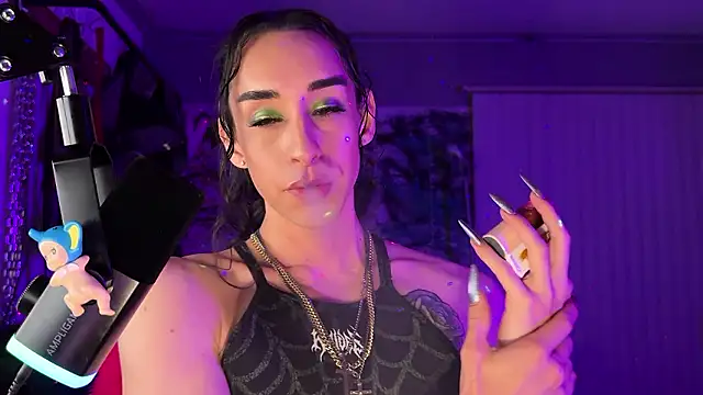 xoFrankie webcam