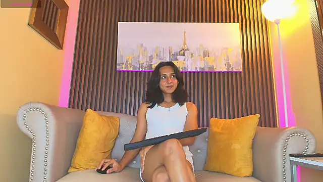 Elisasue webcam