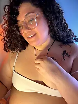 CurlyMilf_Vannexxxa webcam