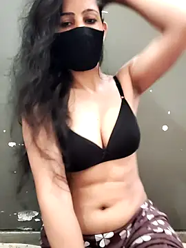 Kanika_76 webcam