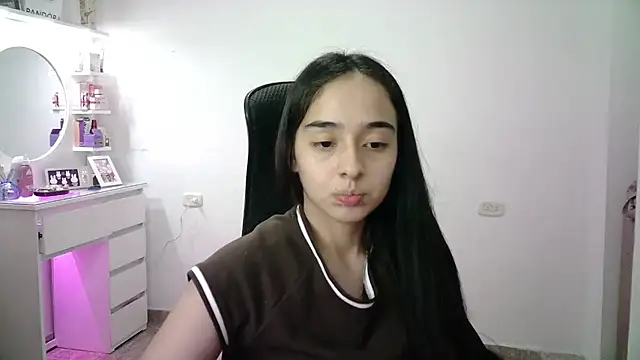 aineangeel webcam