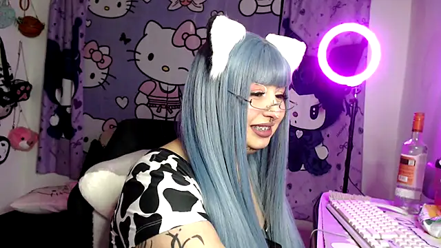 lussyevans24 webcam