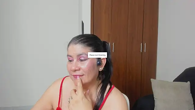 kiraGeiner webcam