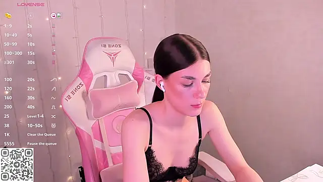 LunaRossaa webcam