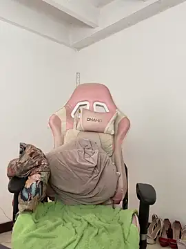 Michel_Jones webcam