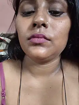 Jasmine_Januja webcam