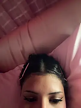 Kellomisyrose - Trans webcam sex chat