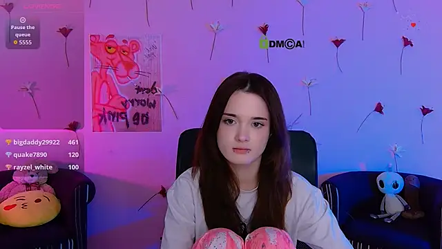 liana_kisses webcam