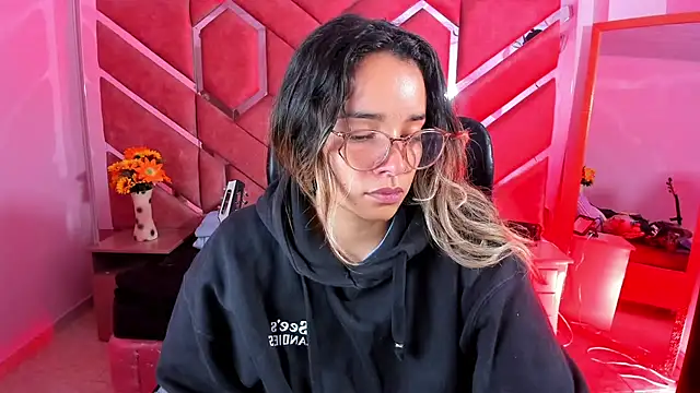 Olivia_Fox69 webcam