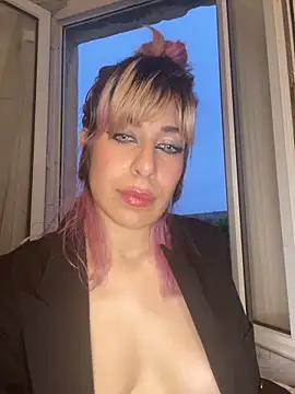Ambredelacroix webcam
