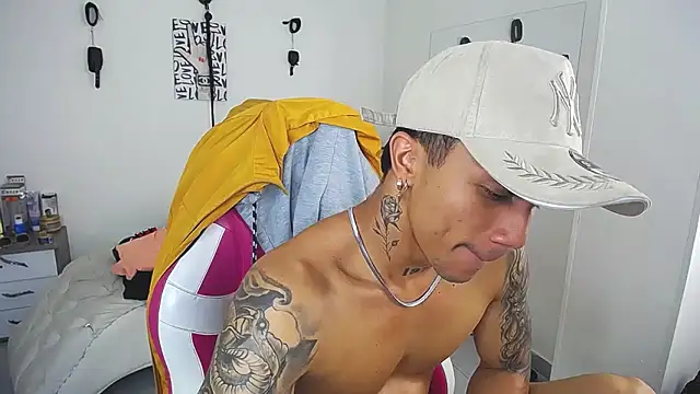 Leonard_Price webcam