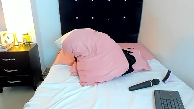 kathyajhonss webcam